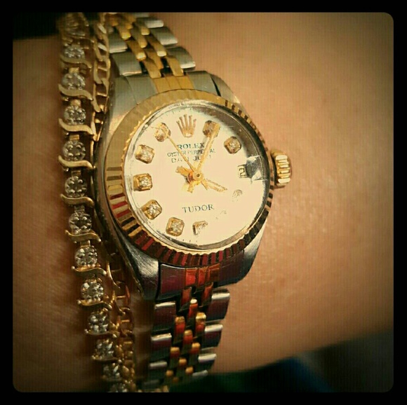 100% Auth. ladies Rolex - Picture 2 of 7